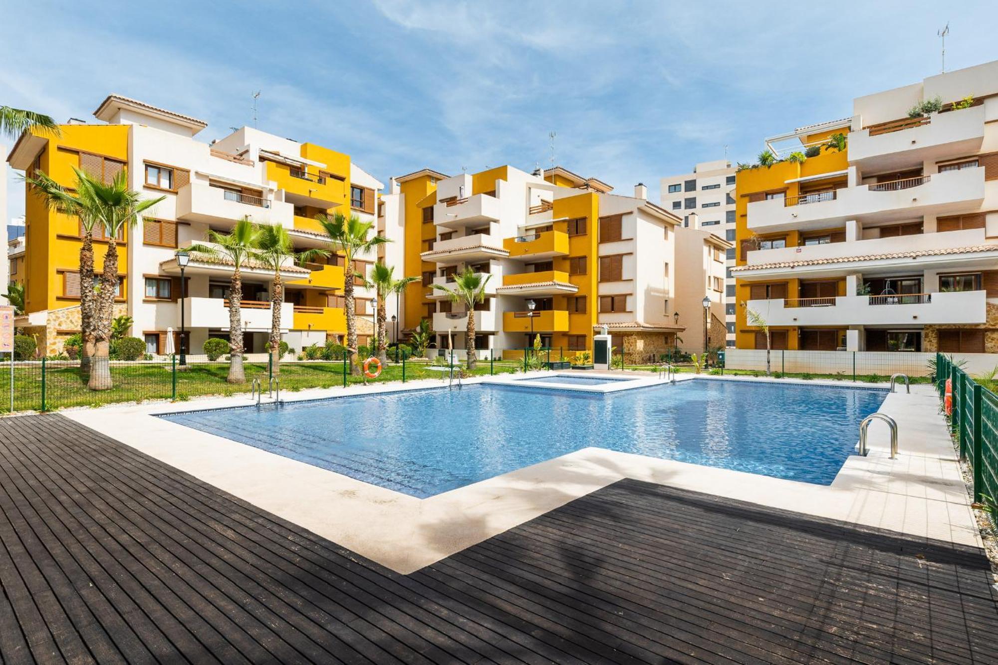 Tornado Apartamento Sunrise Торевьиа Экстерьер фото